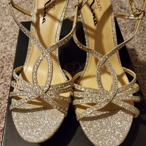 Touch of Nina Glitter Shoes